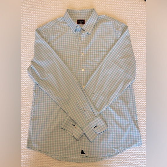 UNTUCKit Button Down Shirt - Picture 2 of 2